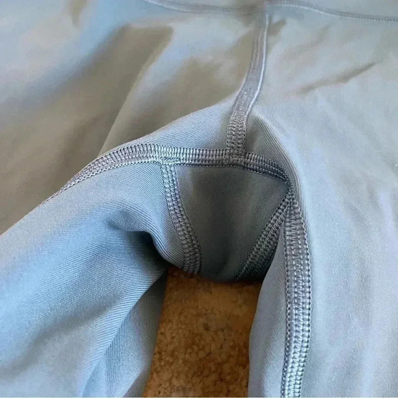 Lululemon Train Times 7/8 Blue Charcoal Leggings Mesh Calf Panels Yoga Pants: 8 - Picture 4 of 13
